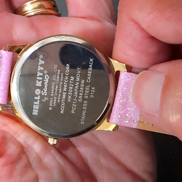 🎉Host Pick‼️ Hello Kitty watch - Picture 5 of 5